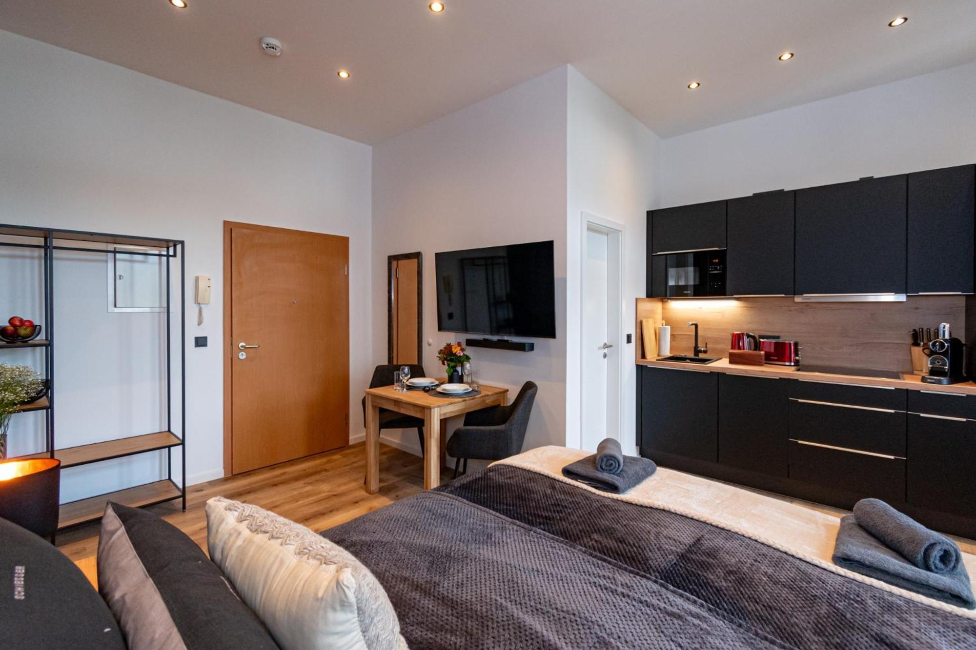 Sweethome - Zentral - Küche&parkplatz - Highspeed Wifi Apartment *